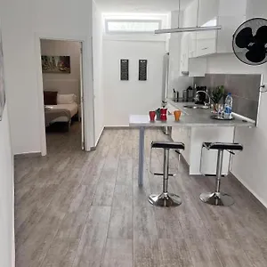 https://estudios-corralejo-center-by-vacanzy-collection.hotelsfuerteventura.org