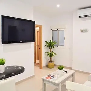 https://cozy-apartment-city-center.hotelsinnerja.org